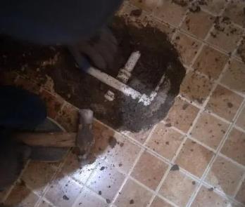 宁明卫生间漏水维修公司为您分享下卫生间渗水如何处理及注意事项